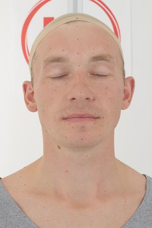 Age30-ScottMorgan/02_Neutral-Eyes_Closed/01_Cam01.jpg