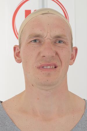 Age30-ScottMorgan/19_Disgust/01_Cam01.jpg