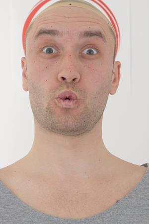 Age30-JeremyAllen/11_Phoneme_OO-Brow_Raise_Eyes_Wide/01_Cam01.jpg