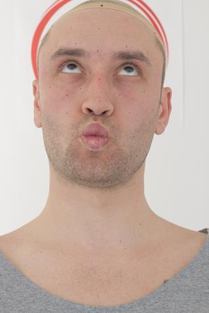 Age30-JeremyAllen/12_Pucker-Look_Up/01_Cam01.jpg