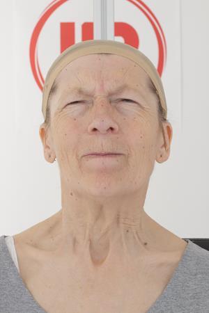 Age68-IrisSilva/06_Face_Compression/01_Cam01.jpg